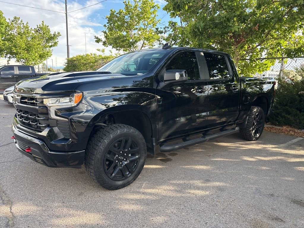 Certified 2024 Chevrolet Silverado 1500 LT Trail Boss w/ LT Trail Boss Premium Package AWD/4WD image 1