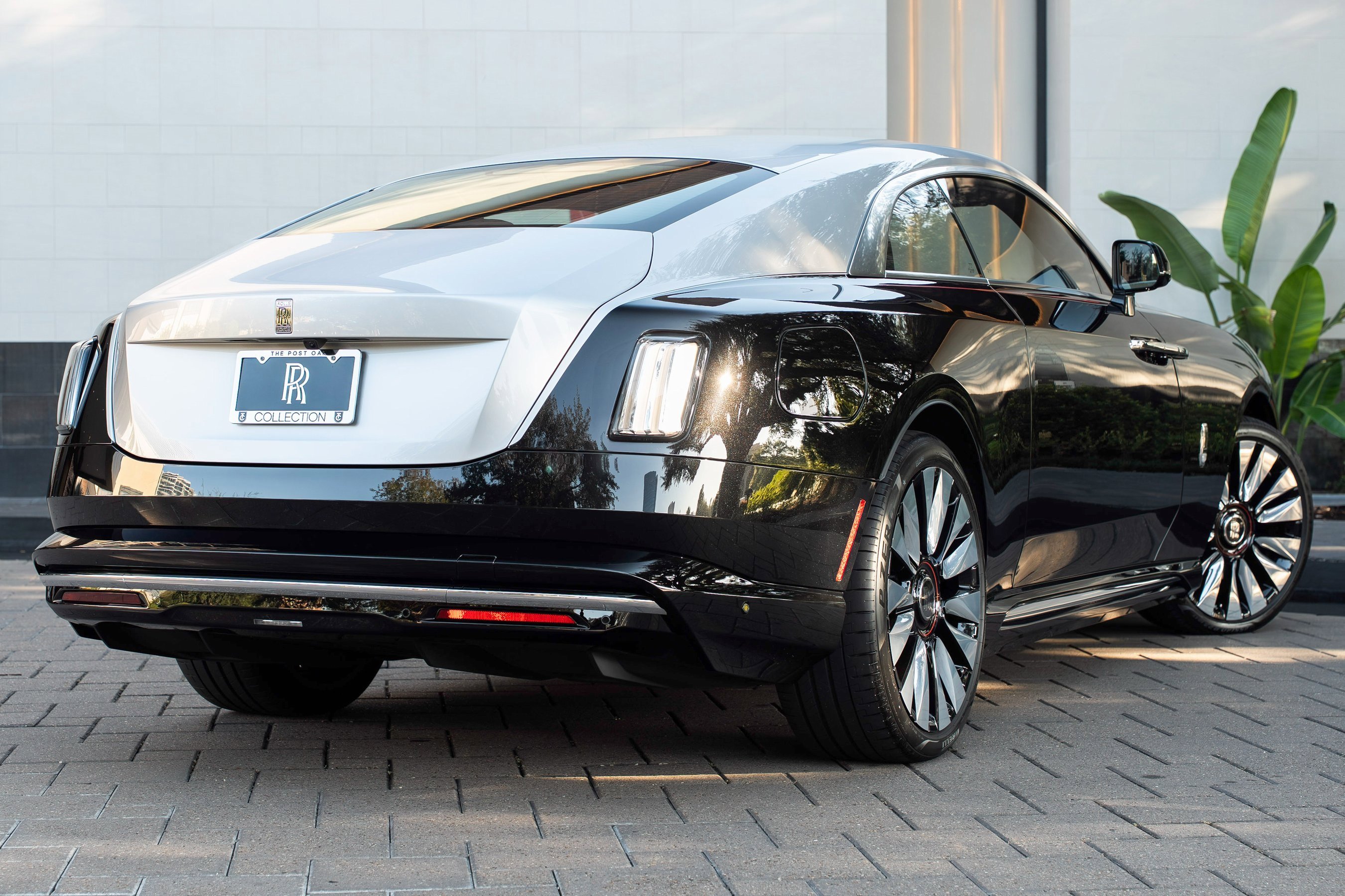 Certified 2025 Rolls-Royce Spectre w/ Spectre Launch Package image 3