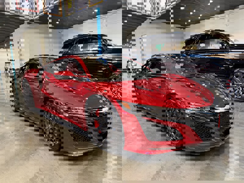 Used 2017 Acura NSX image 1