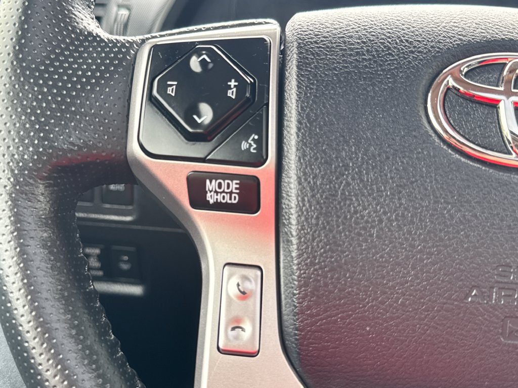 Used 2024 Toyota 4Runner Limited AWD/4WD image 20