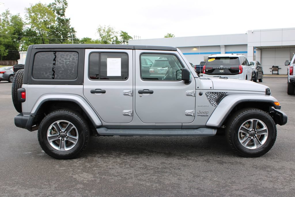 Used 2020 Jeep Wrangler Unlimited Sahara AWD/4WD image 11