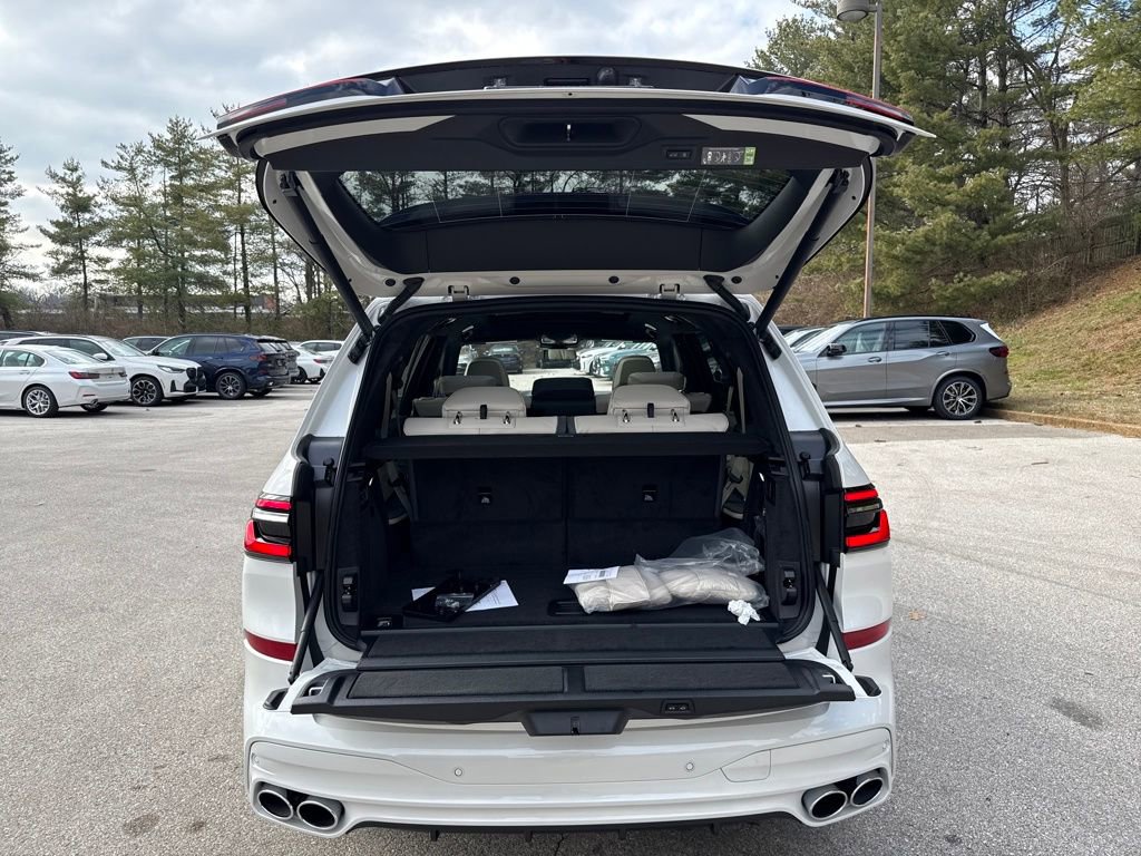 New 2026 BMW ALPINA XB7 ALPINA XB7 image 24