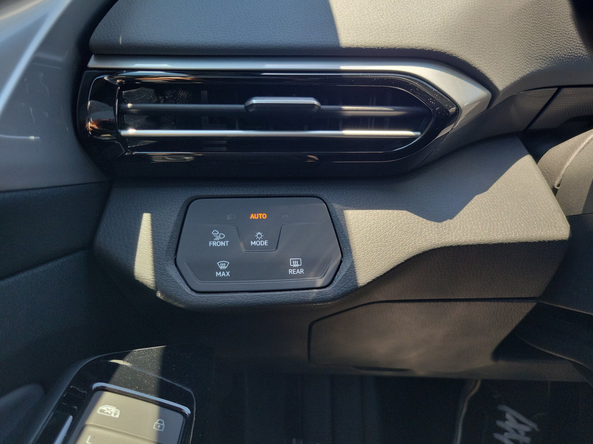 New 2026 Volkswagen ID.4 Pro S RWD image 29