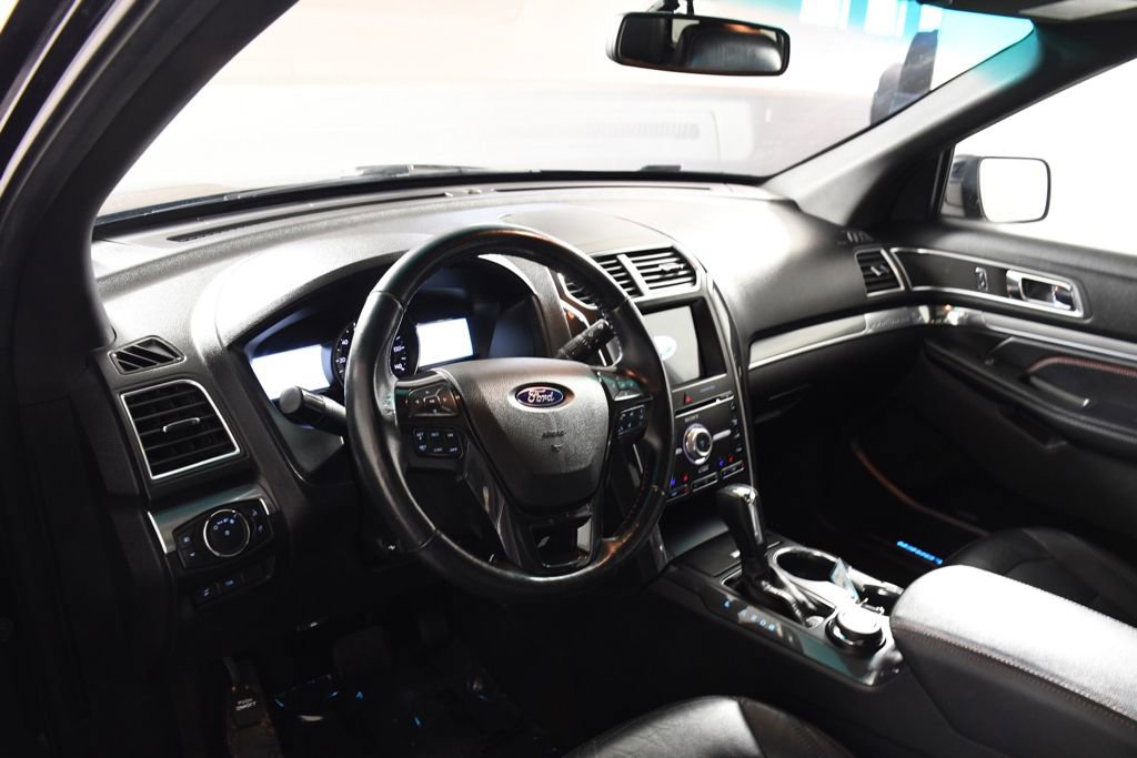 Used 2017 Ford Explorer Sport w/ Equipment Group 401A AWD/4WD image 12