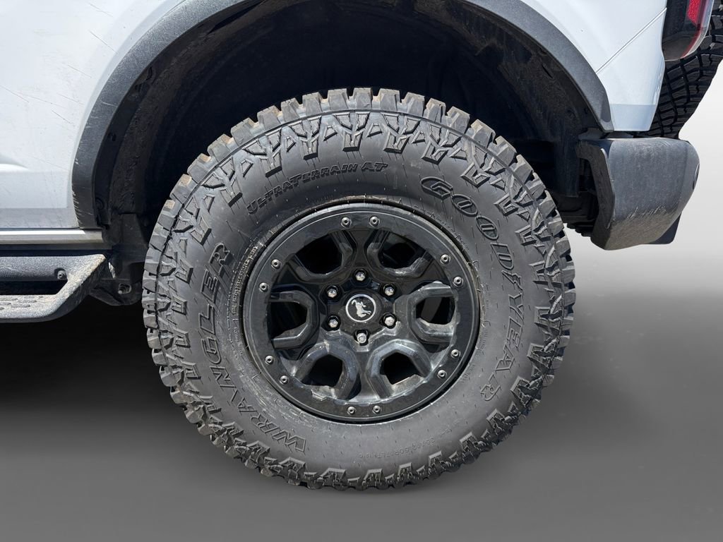 Used 2023 Ford Bronco Wildtrak AWD/4WD image 12