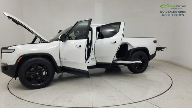 Used 2023 Rivian R1T Adventure Dual AWD/4WD image 16