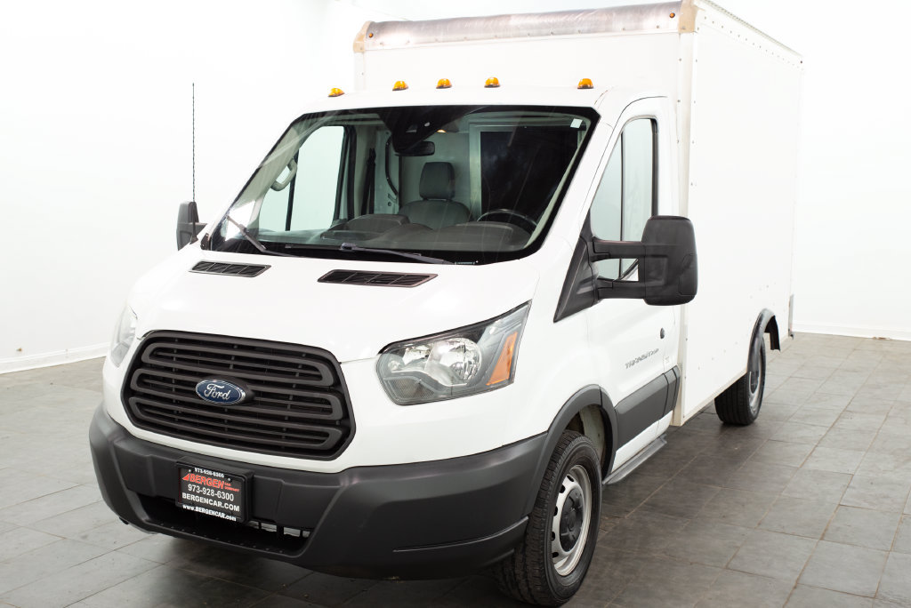 Used 2017 Ford Transit 250 138 RWD image 3