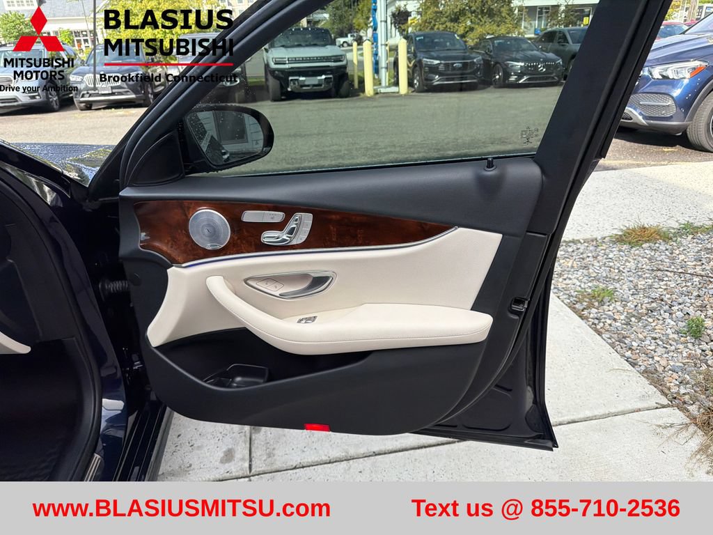 Used 2018 Mercedes-Benz E 300 4MATIC image 52