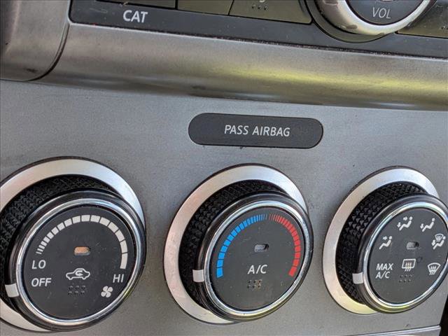 Used 2011 Nissan Sentra 2.0 SR FWD image 9