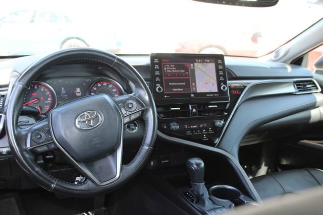 Used 2024 Toyota Camry XSE w/ Navigation Package image 14
