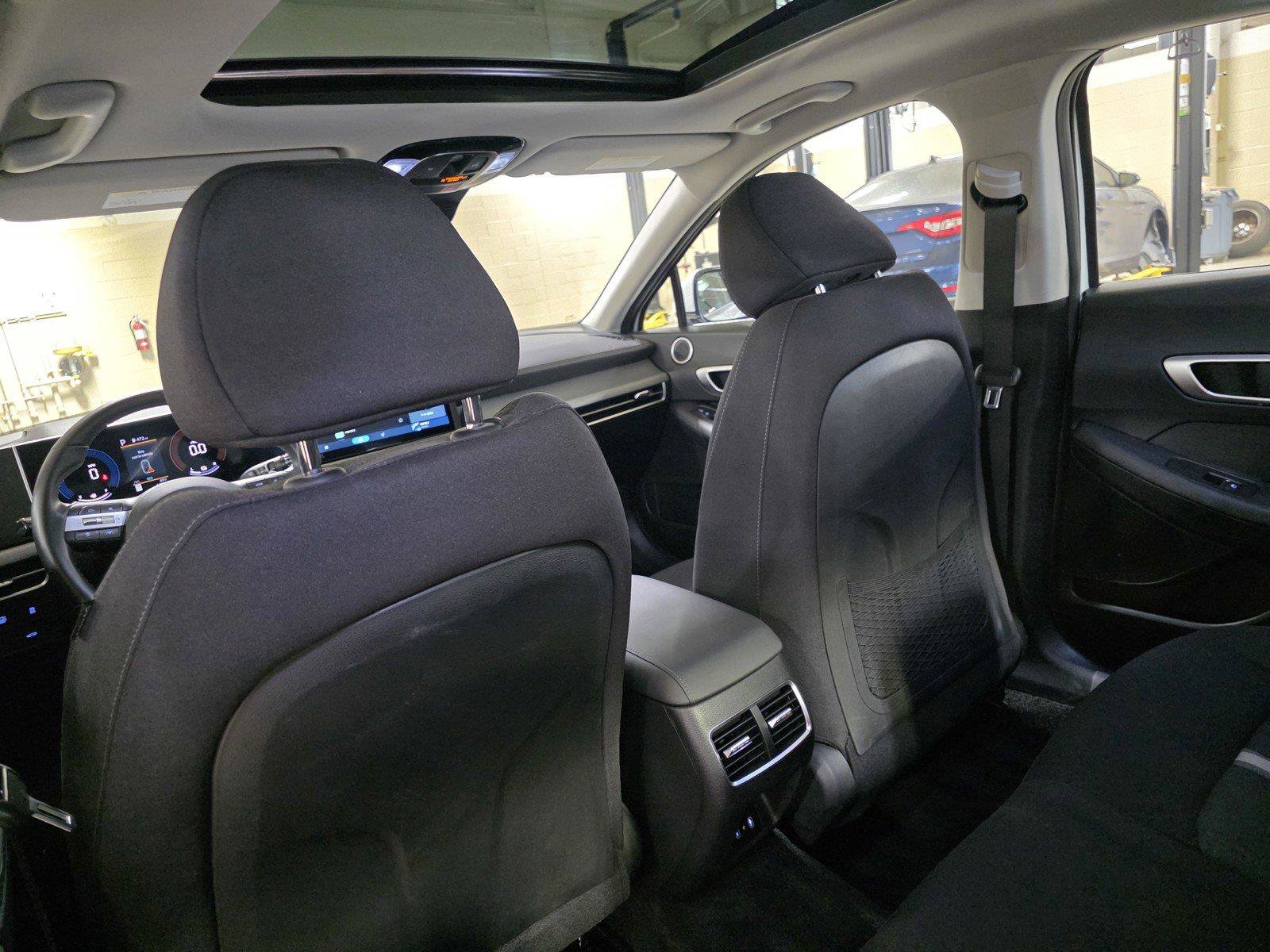 Certified 2026 Hyundai Sonata SEL FWD image 15