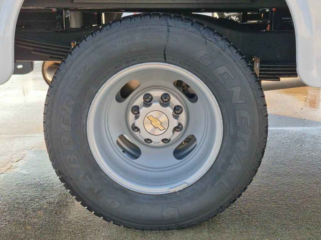 New 2025 Chevrolet Express 3500 w/ Power Convenience Package RWD image 19