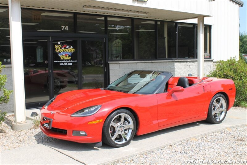 Used 2007 Chevrolet Corvette Convertible w/ Preferred Equipment Group RWD image 1
