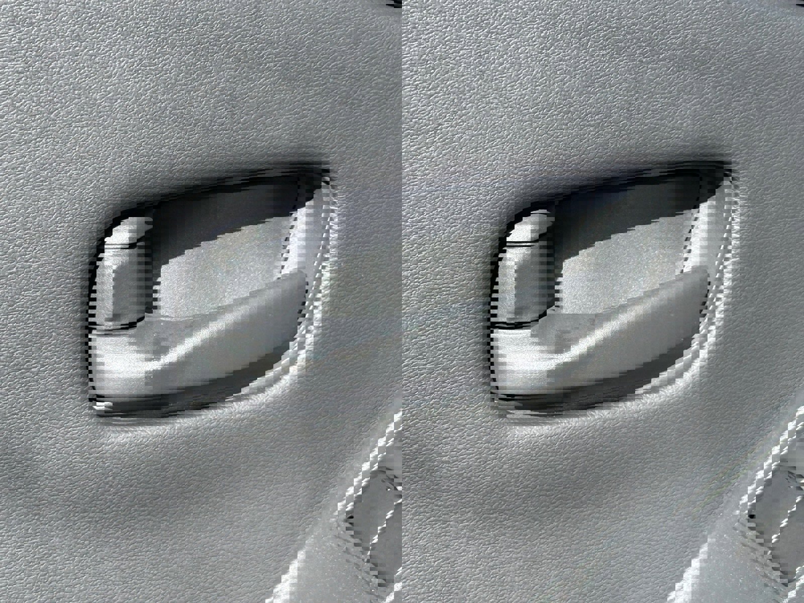 New 2026 Nissan Frontier S w/ S Utility Package image 24