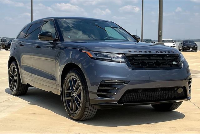 New 2026 Land Rover Range Rover Velar Dynamic SE image 2