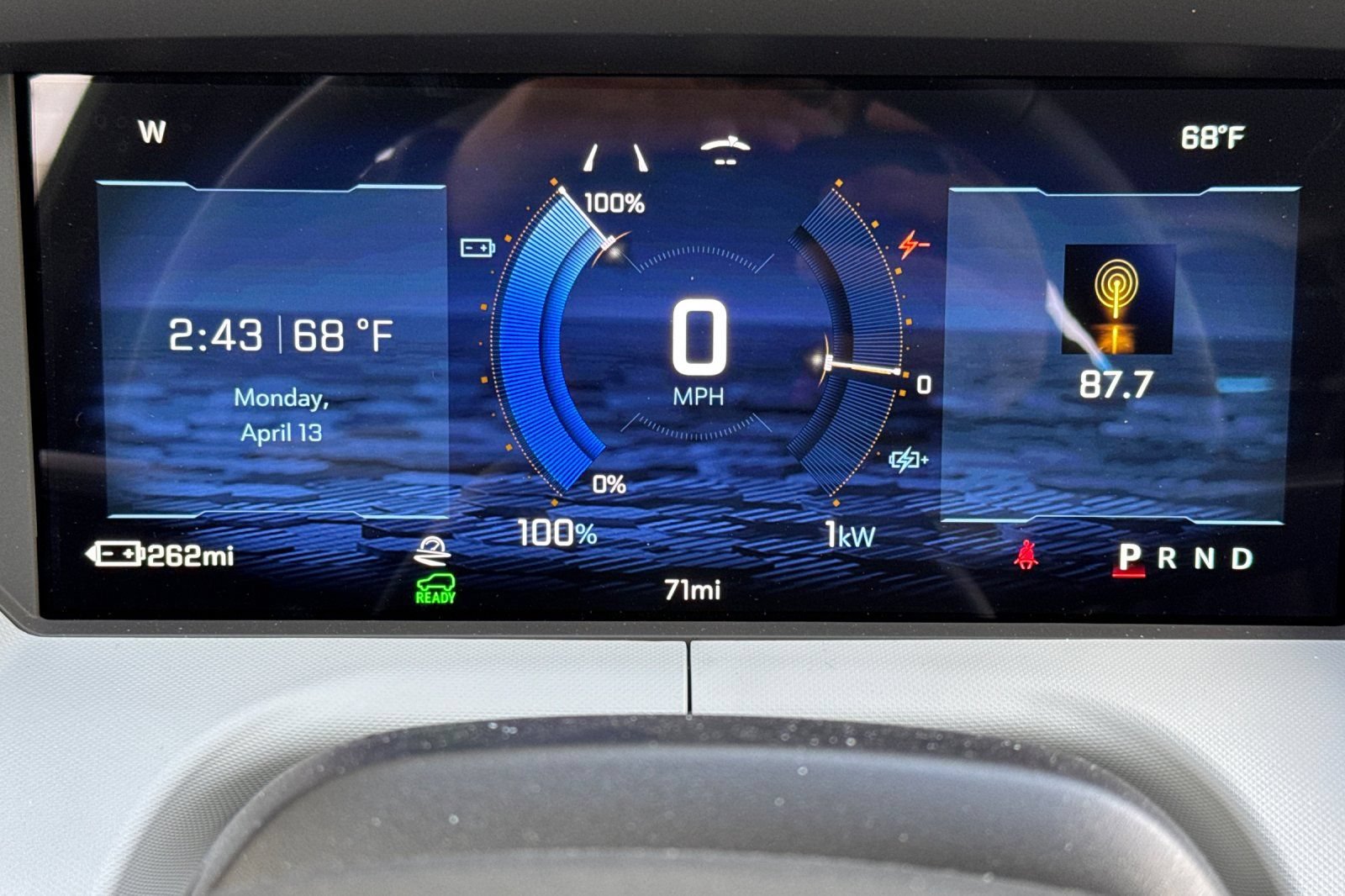 New 2027 Chevrolet Bolt LT w/ Comfort Package FWD image 22