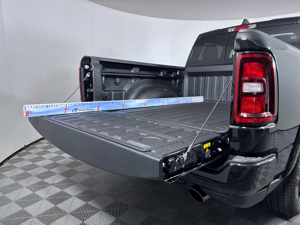 New 2027 RAM 1500 Laramie w/ Night Edition AWD/4WD image 9