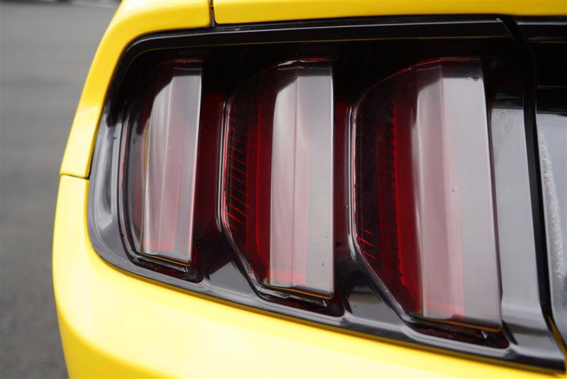 Used 2015 Ford Mustang GT Premium image 27