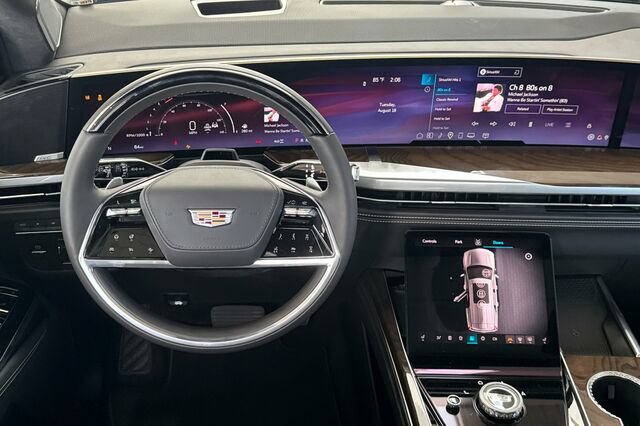 New 2026 Cadillac Escalade Platinum Sport AWD/4WD image 14