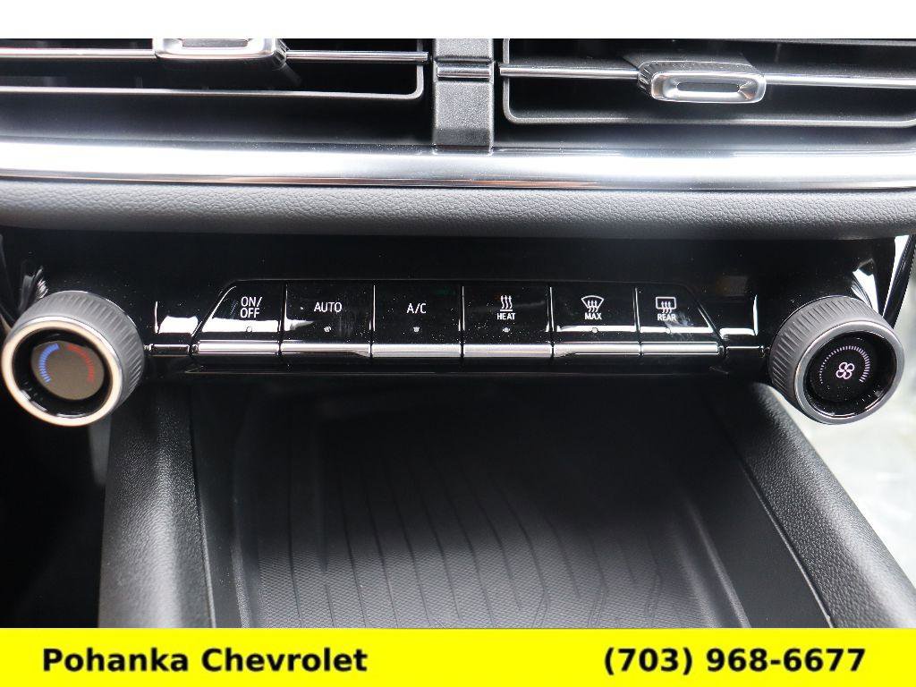 New 2026 Chevrolet Equinox EV LT w/ Comfort Package FWD image 17