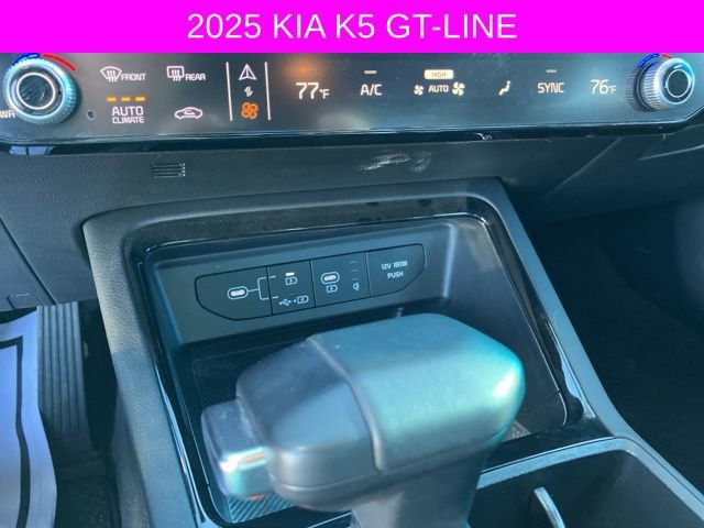Used 2025 Kia K5 GT-Line image 40