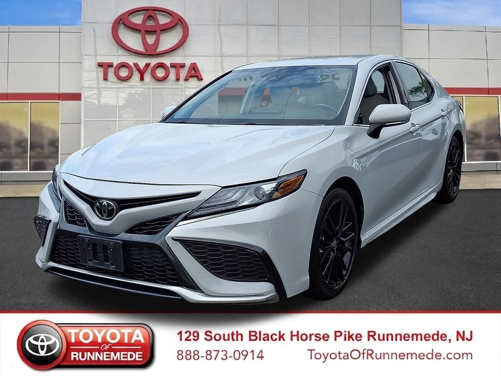 Certified 2024 Toyota Camry XSE FWD image 3