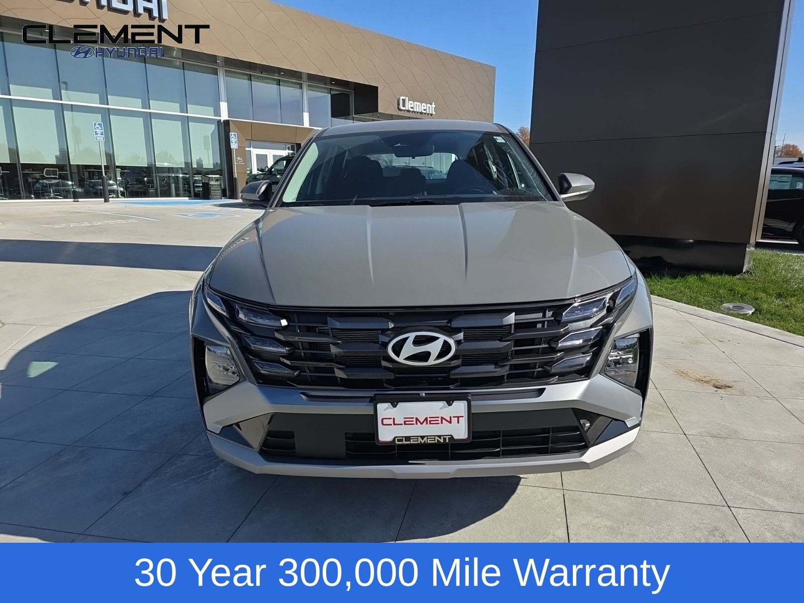 New 2026 Hyundai Tucson SE image 2