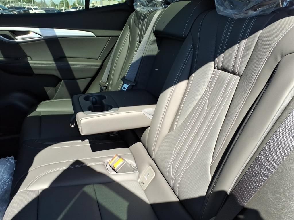 New 2026 Buick Enclave Avenir w/ Super Cruise Package FWD image 13