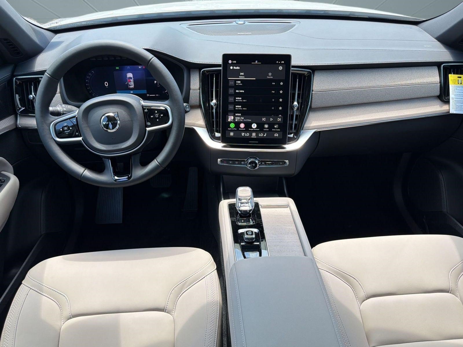 New 2026 Volvo XC90 B6 Plus w/ Protection Package AWD/4WD image 24