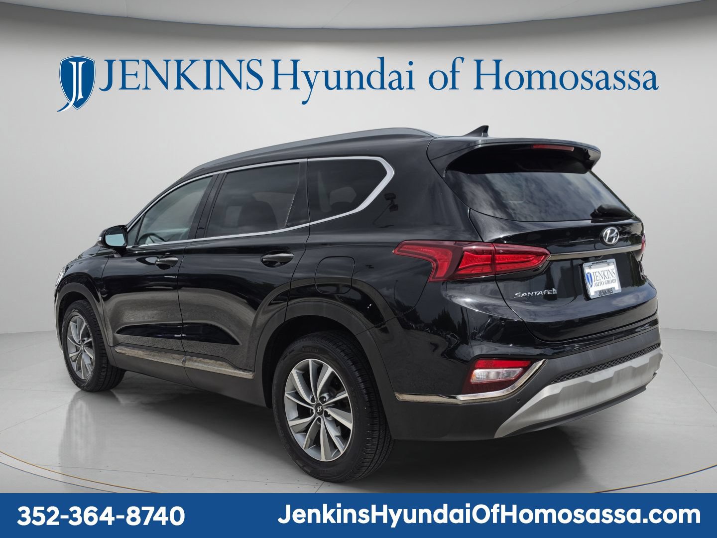Used 2019 Hyundai Santa Fe AWD w/ Cargo Package image 6