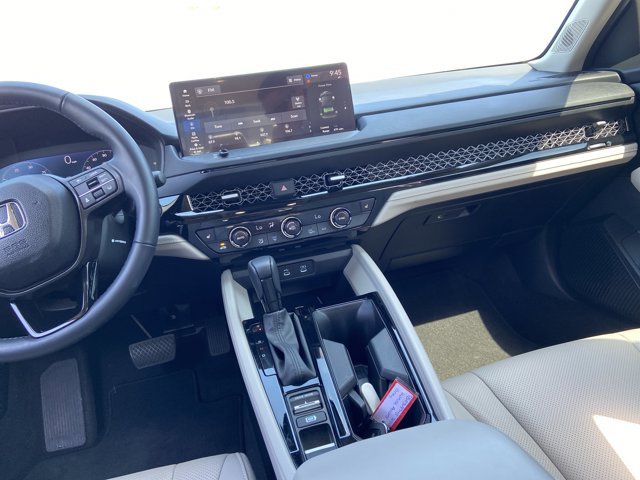 Used 2025 Honda Accord EX-L image 15