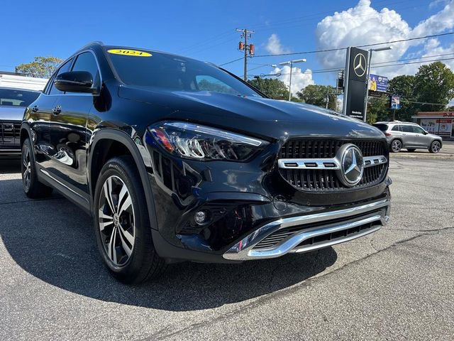 Used 2024 Mercedes-Benz GLA 250 4MATIC image 4