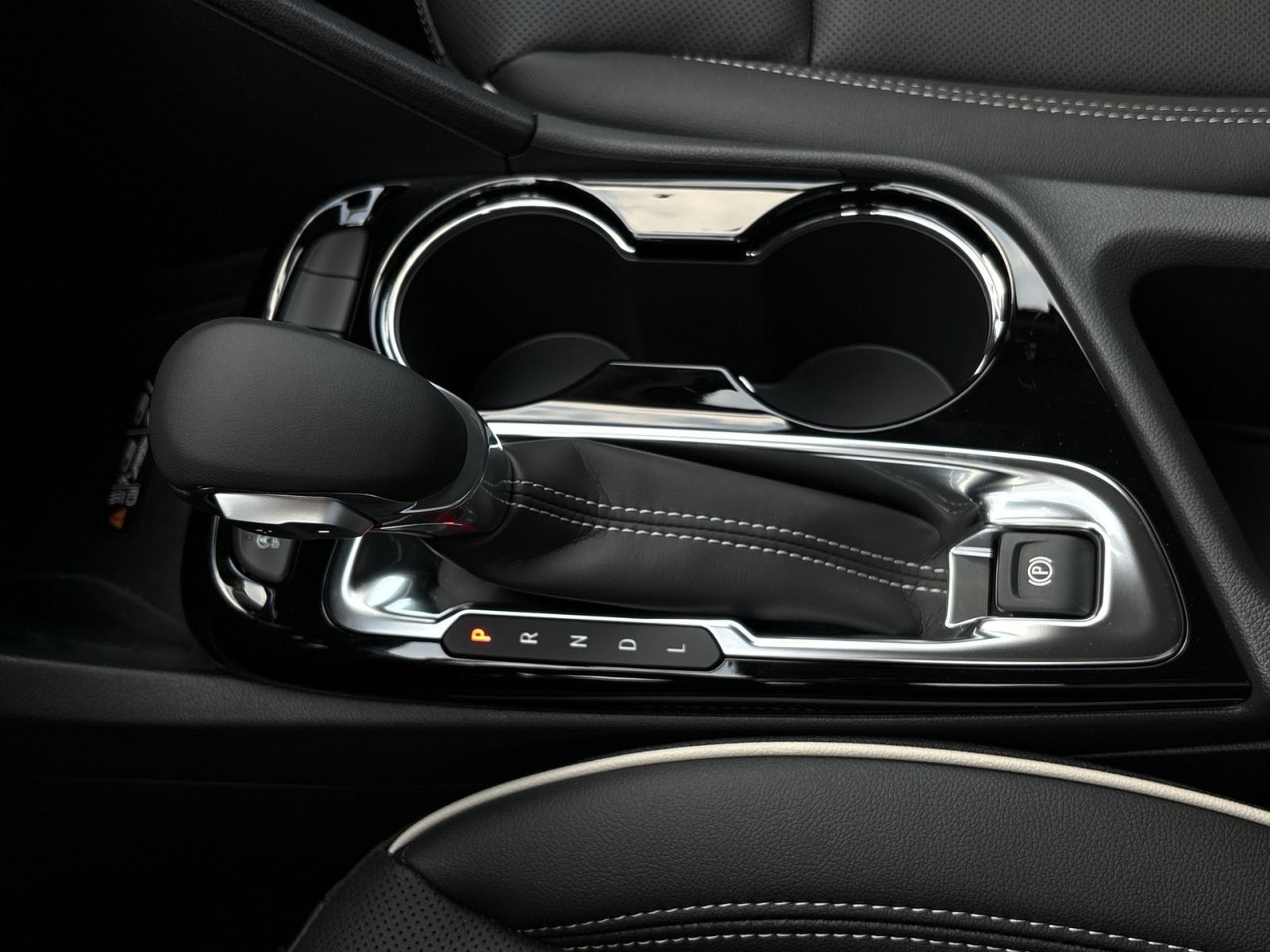 New 2026 Buick Encore GX Sport Touring w/ Studio Series AWD/4WD image 22