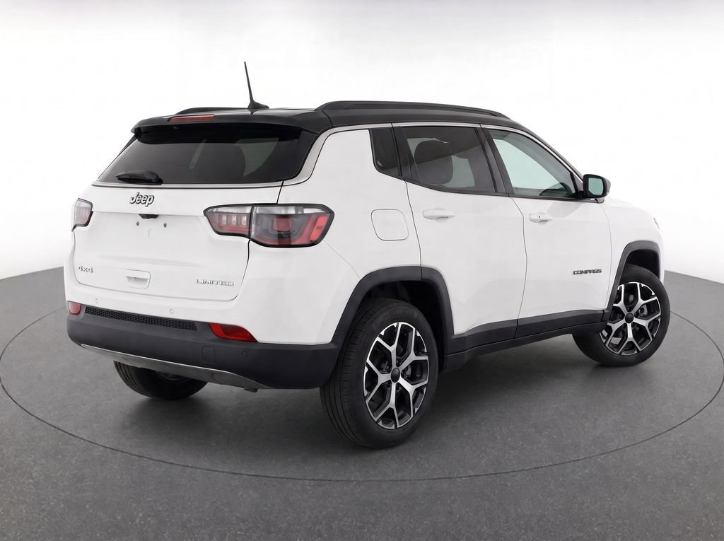 Used 2025 Jeep Compass Limited AWD/4WD image 9