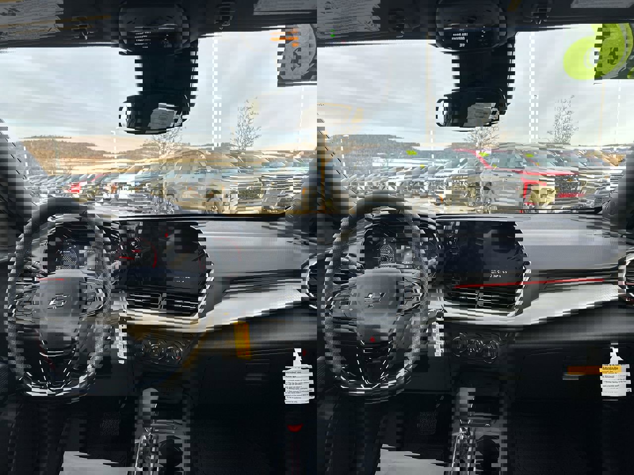 New 2026 Chevrolet Trax RS w/ Driver Confidence Package image 16