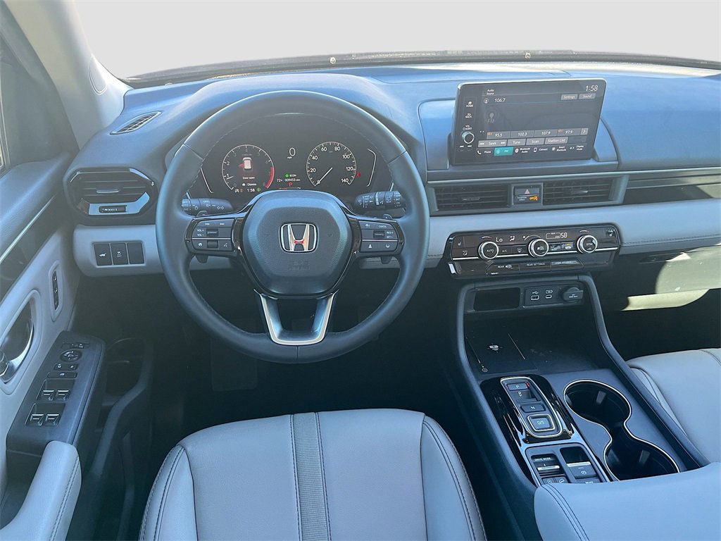 Used 2025 Honda Pilot EX-L image 22