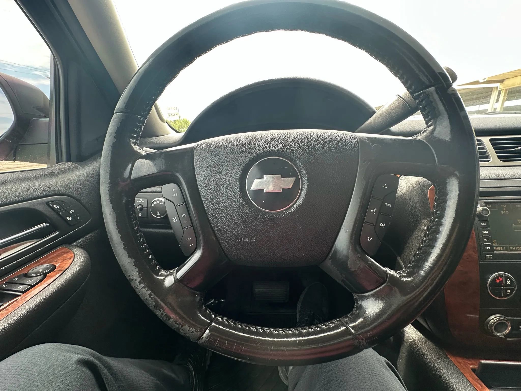 Used 2008 Chevrolet Avalanche LTZ w/ LTZ Preferred Equipment Group AWD/4WD image 23