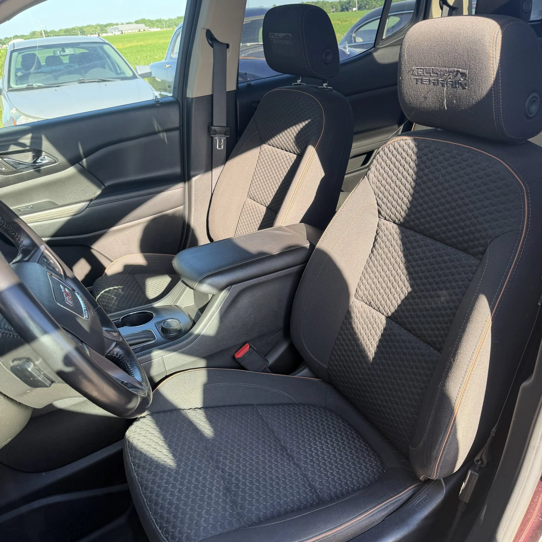 Used 2017 GMC Acadia SLE w/ Driver Alert Package I AWD/4WD image 6