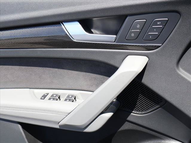 Used 2023 Audi SQ5 Prestige AWD/4WD image 12