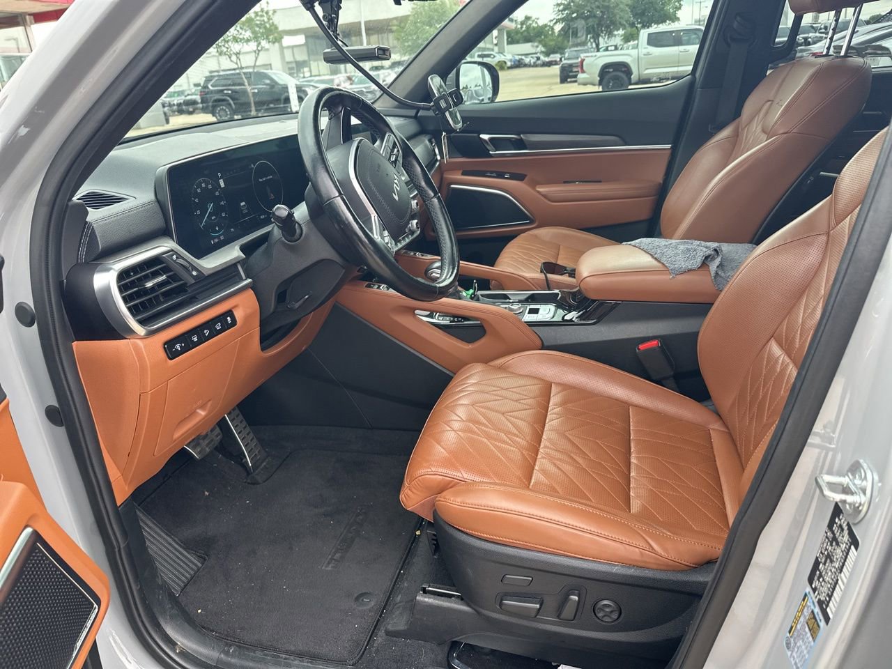 Used 2024 Kia Telluride SX Prestige X-Line image 3