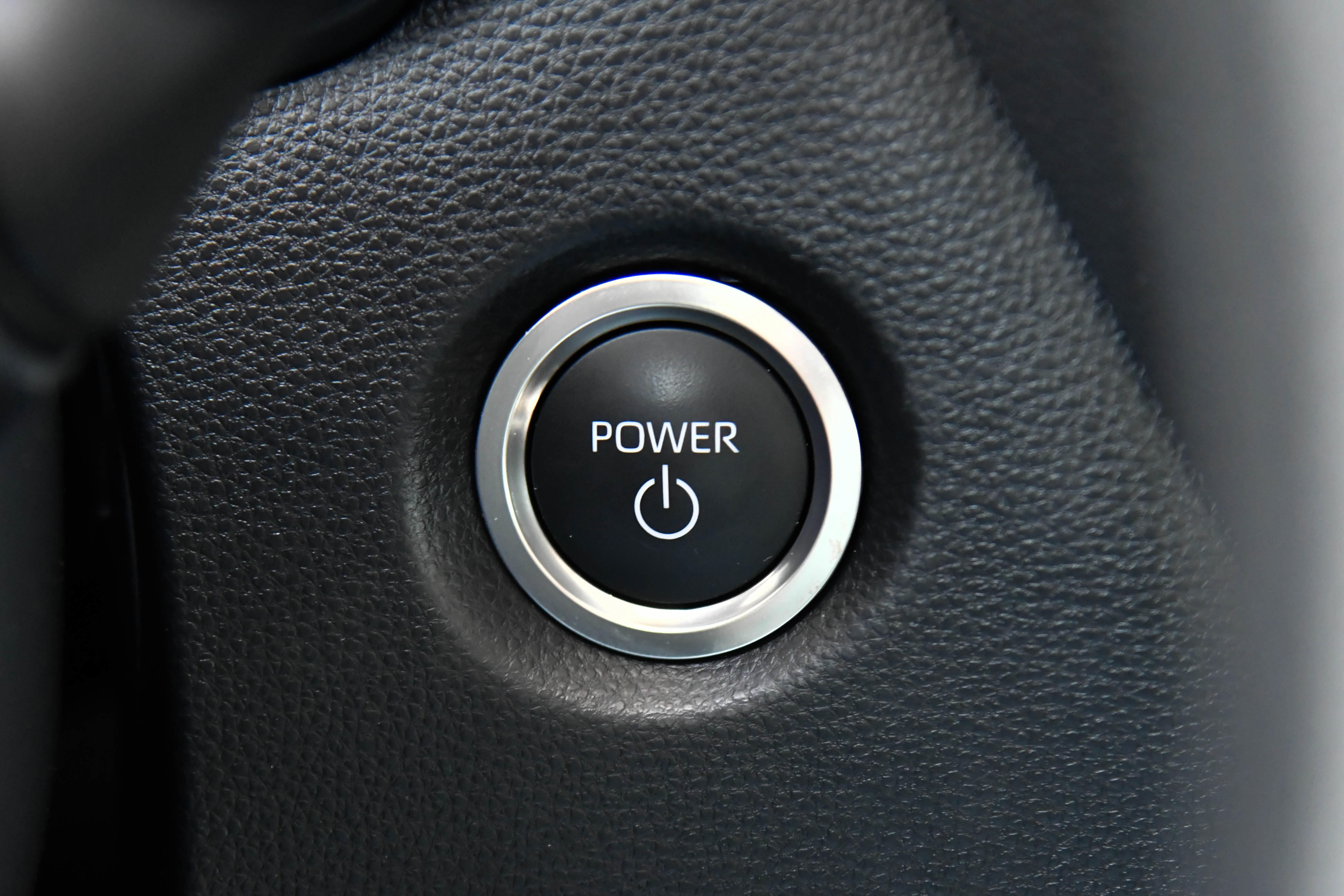 Used 2025 Toyota Corolla LE w/ Convenience Package FWD image 28