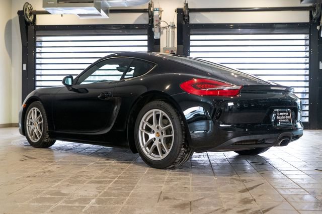 Used 2015 Porsche Cayman image 3