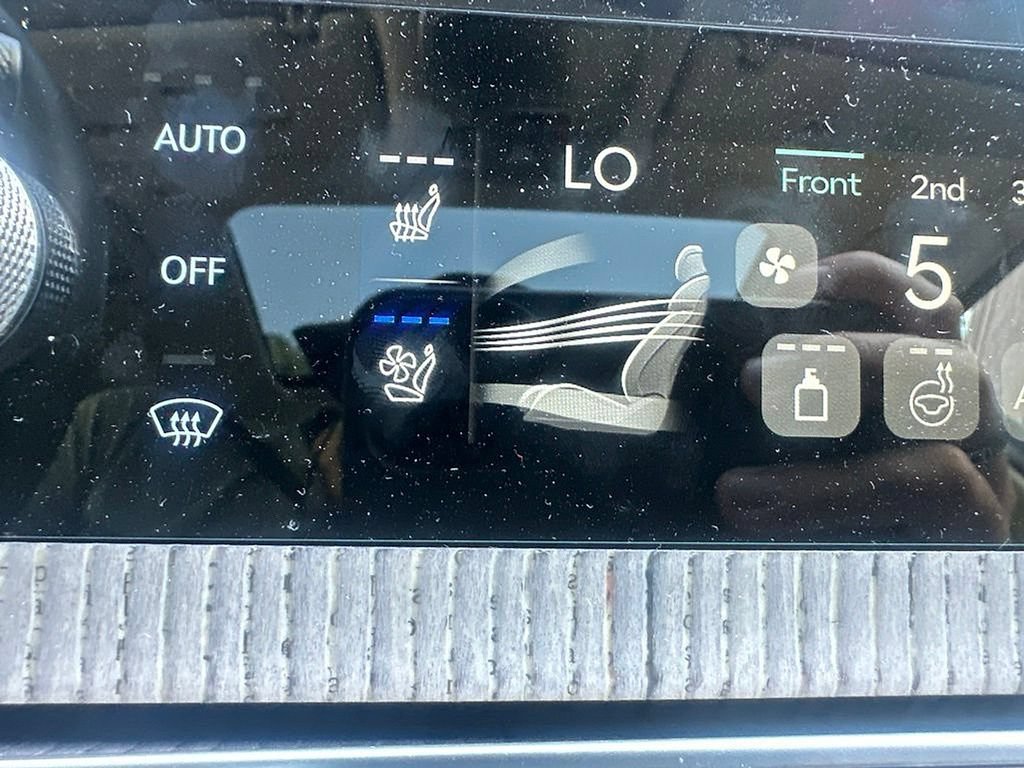 Certified 2026 Genesis GV80 3.5T Prestige AWD/4WD image 21