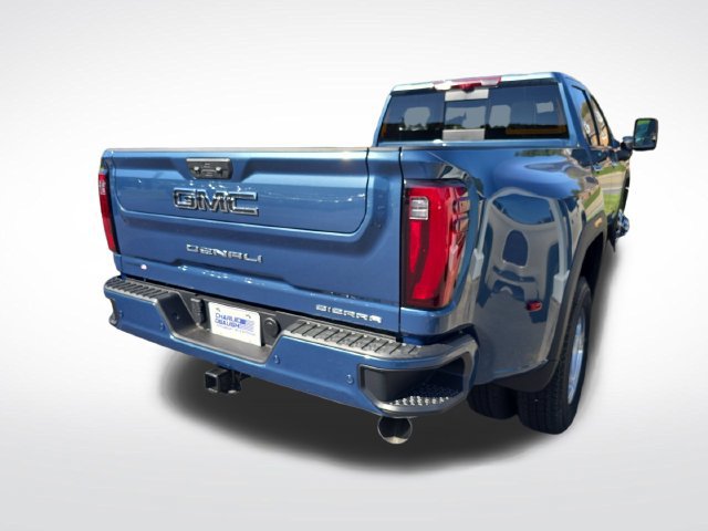 New 2026 GMC Sierra 3500 Denali Ultimate AWD/4WD image 6