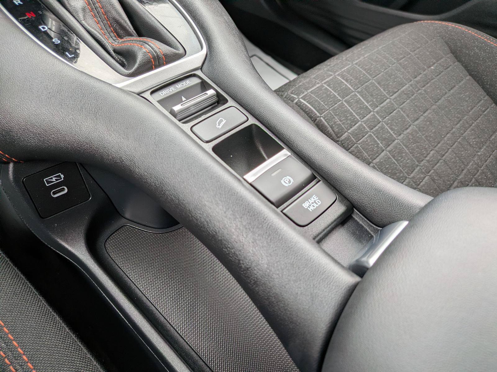 Certified 2024 Honda HR-V Sport image 19