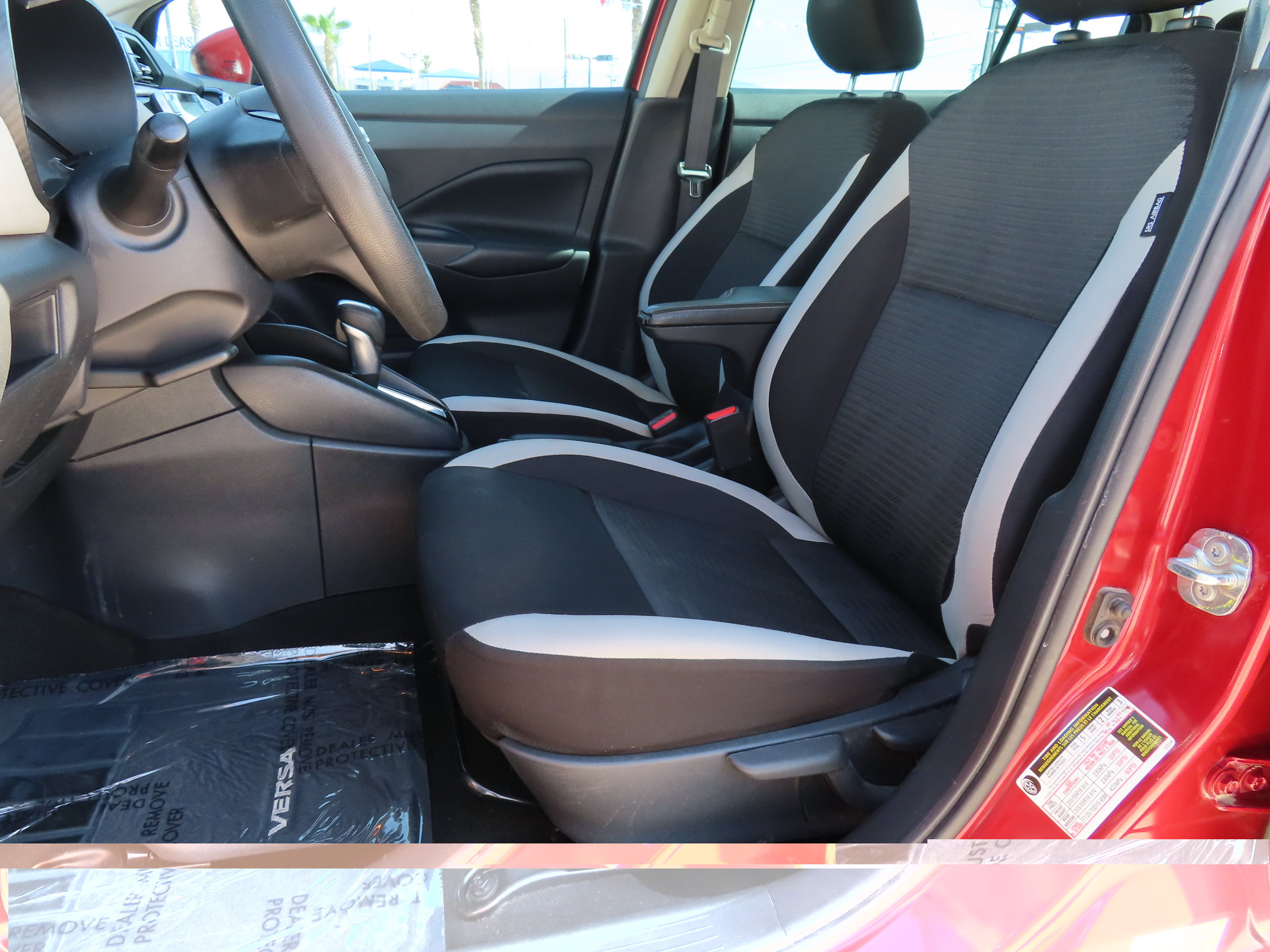 Used 2020 Nissan Versa SV FWD image 12