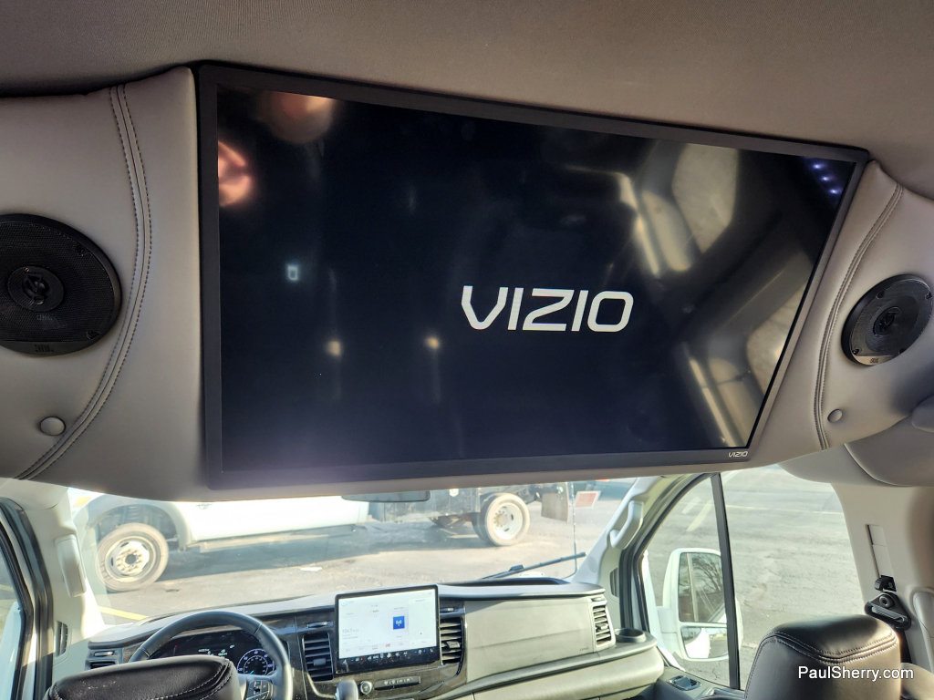 Used 2023 Ford Transit 150 Low Roof AWD image 37