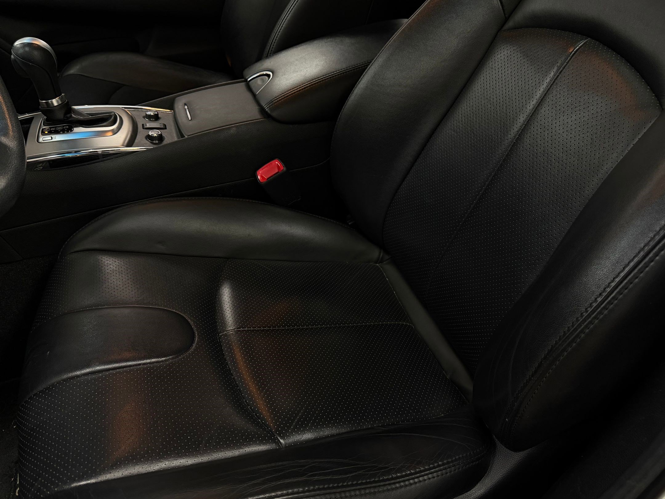 Used 2013 INFINITI G37 x w/ Premium Pkg image 19