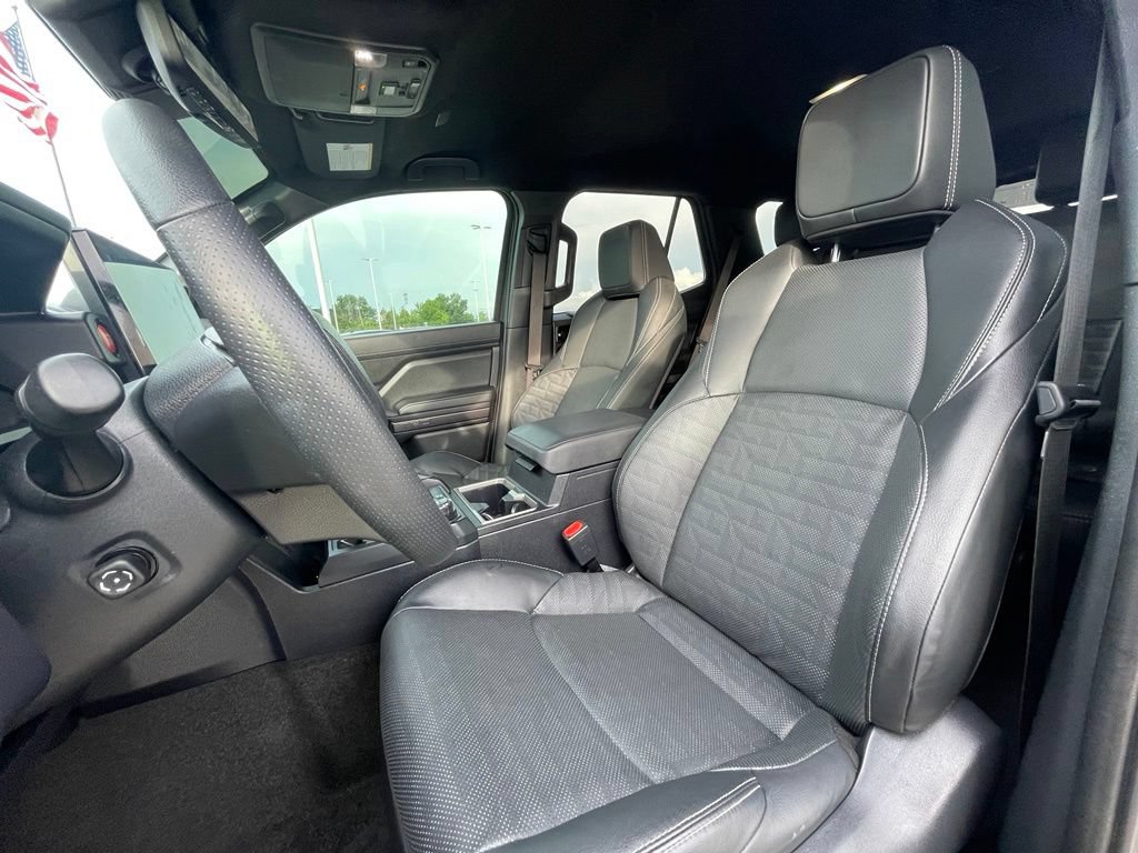 Used 2025 Toyota 4Runner TRD Off-Road Premium w/ Tow Technology Package AWD/4WD image 20