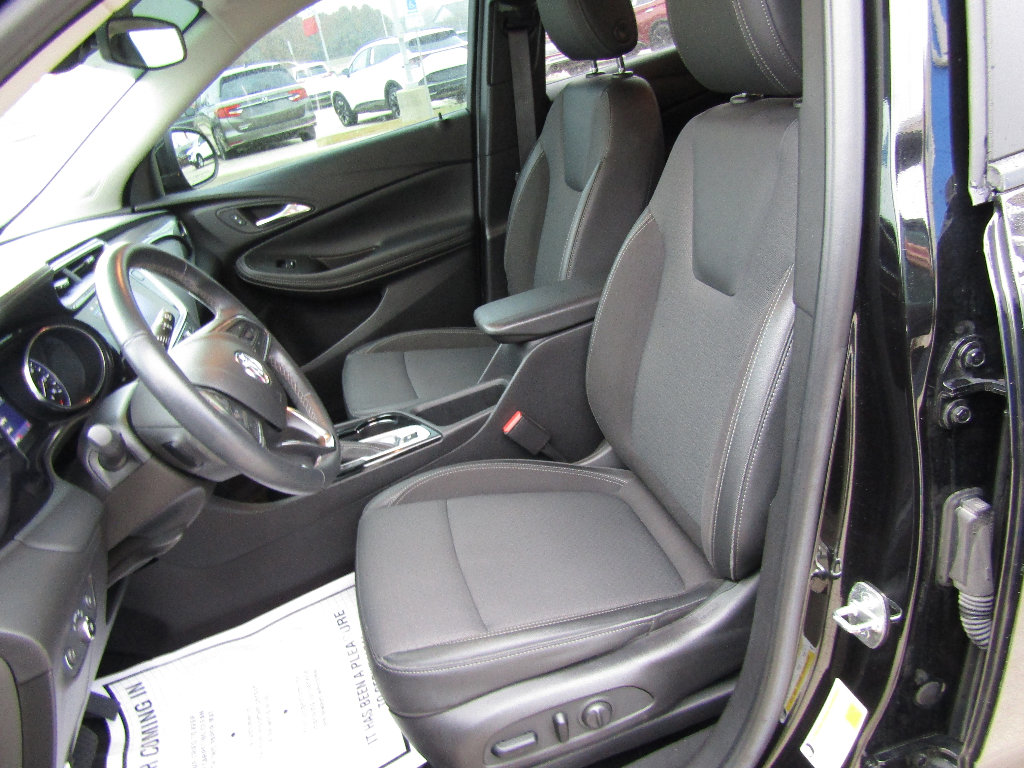 Used 2022 Buick Encore GX Select w/ Sport Touring Package image 10